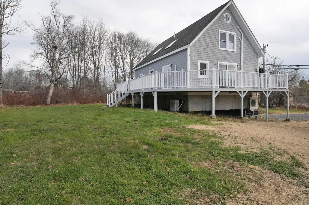 16 Ash Point Road Harpswell ME 04079