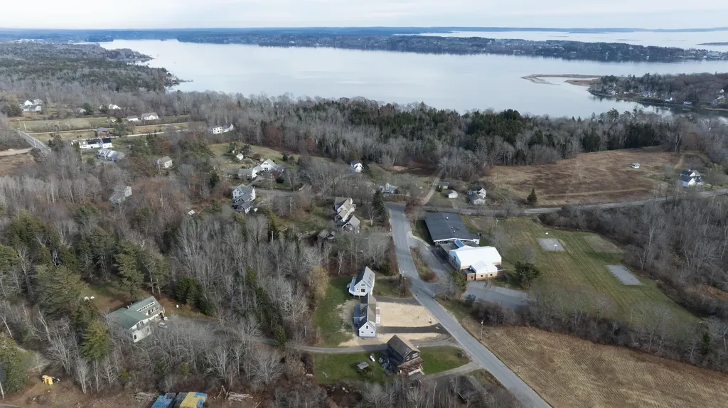 16 Ash Point Road Harpswell ME 04079
