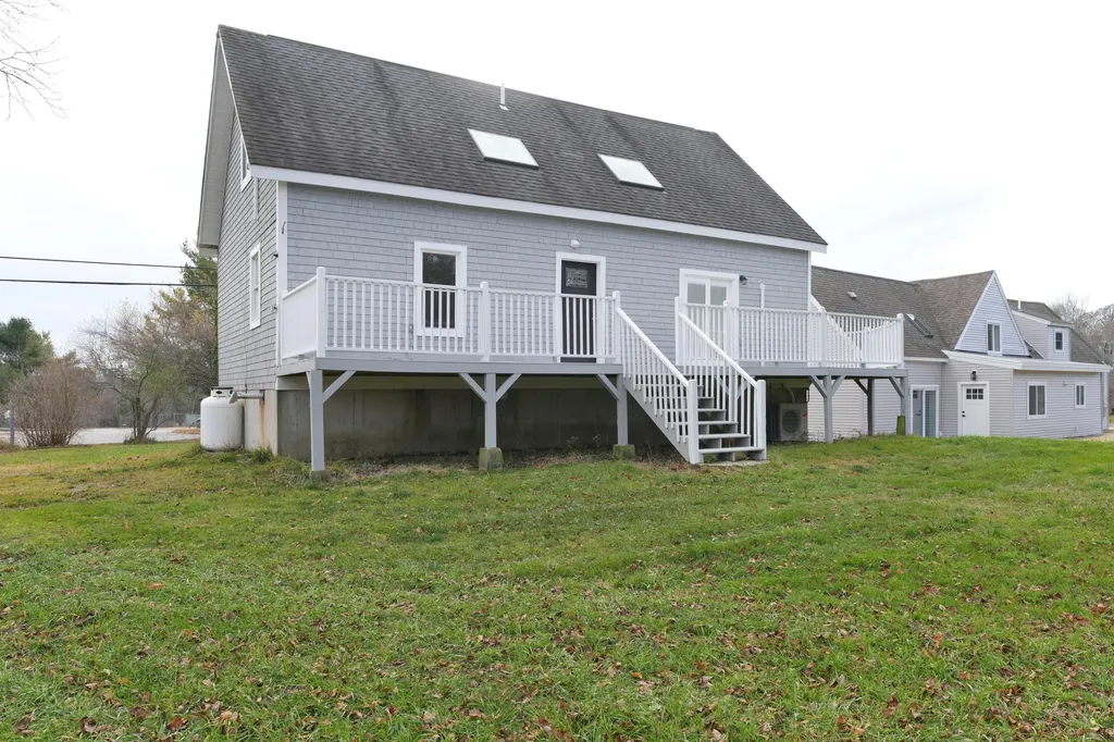 16 Ash Point Road Harpswell ME 04079