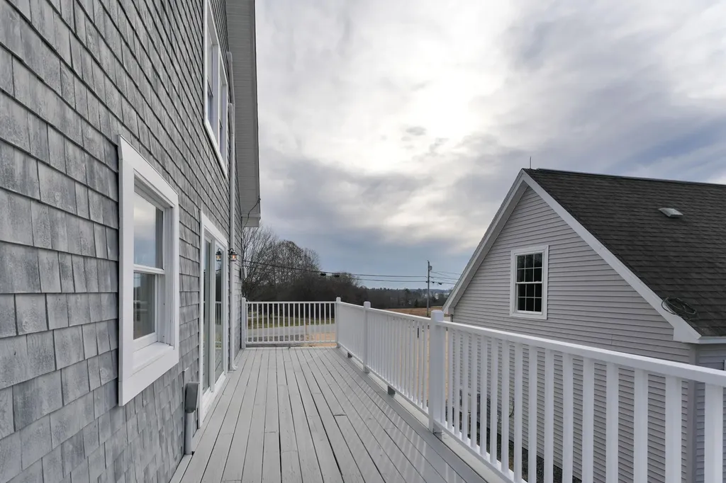 16 Ash Point Road Harpswell ME 04079