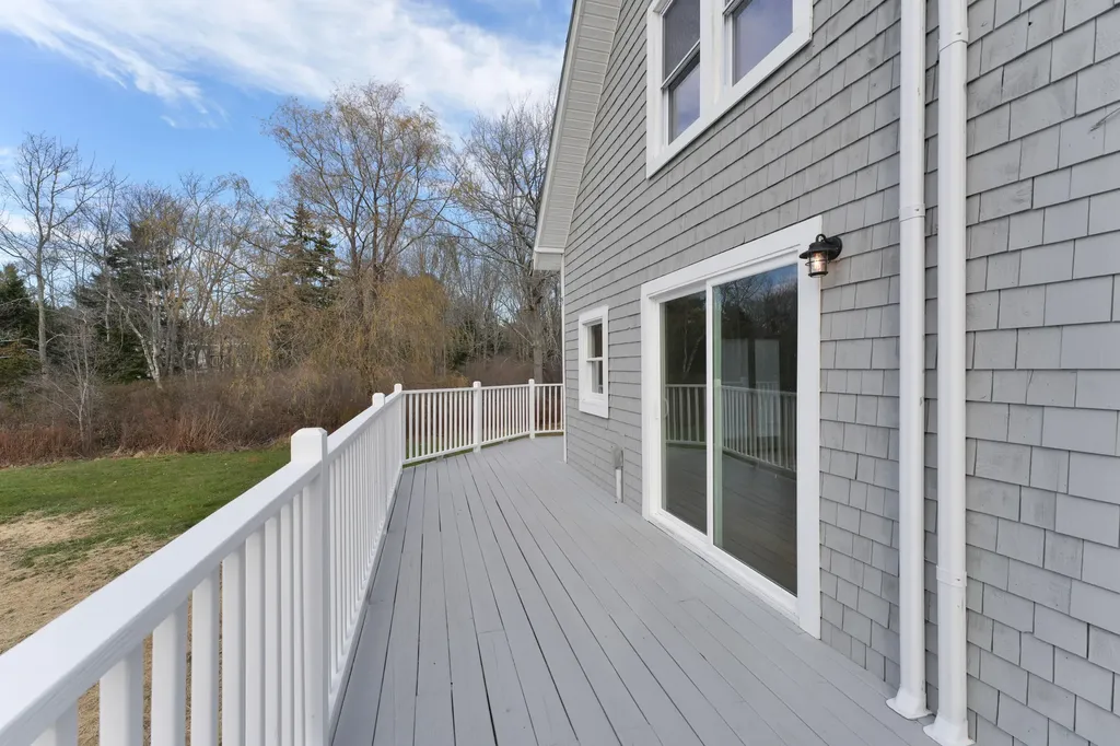 16 Ash Point Road Harpswell ME 04079