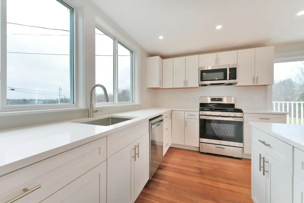 16 Ash Point Road Harpswell ME 04079