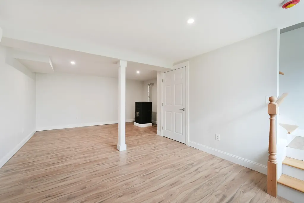 16 Ash Point Road Harpswell ME 04079