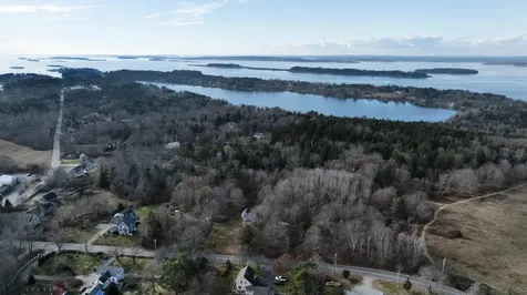 16 Ash Point Road Harpswell ME 04079