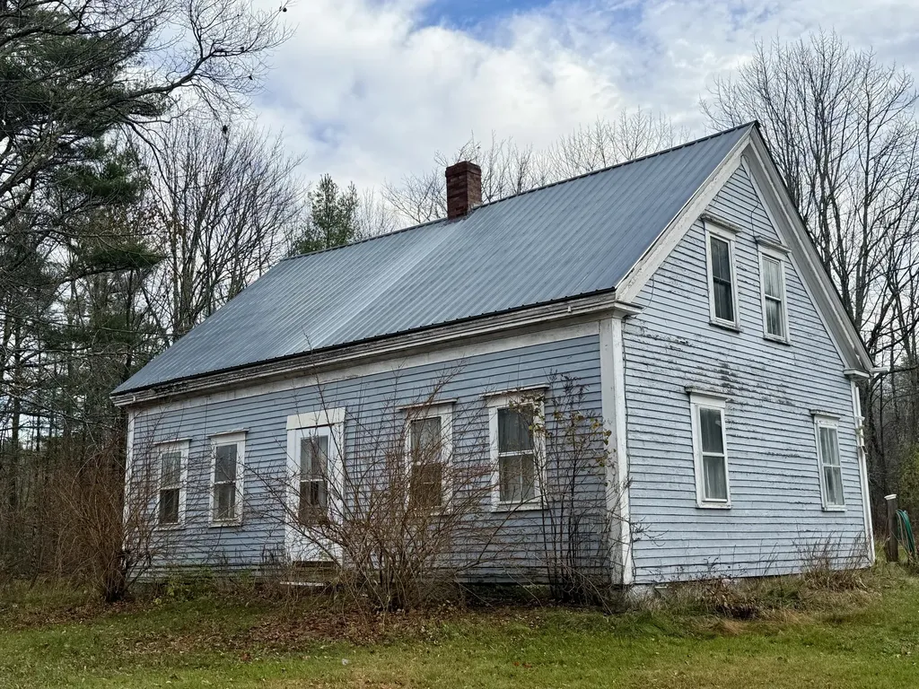 330 E Pond Road Jefferson ME 04348