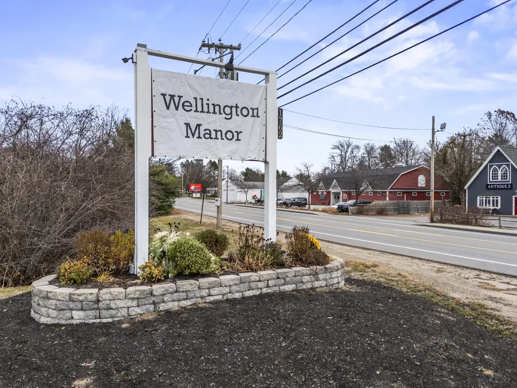 1762 Post Road Wells ME 04090