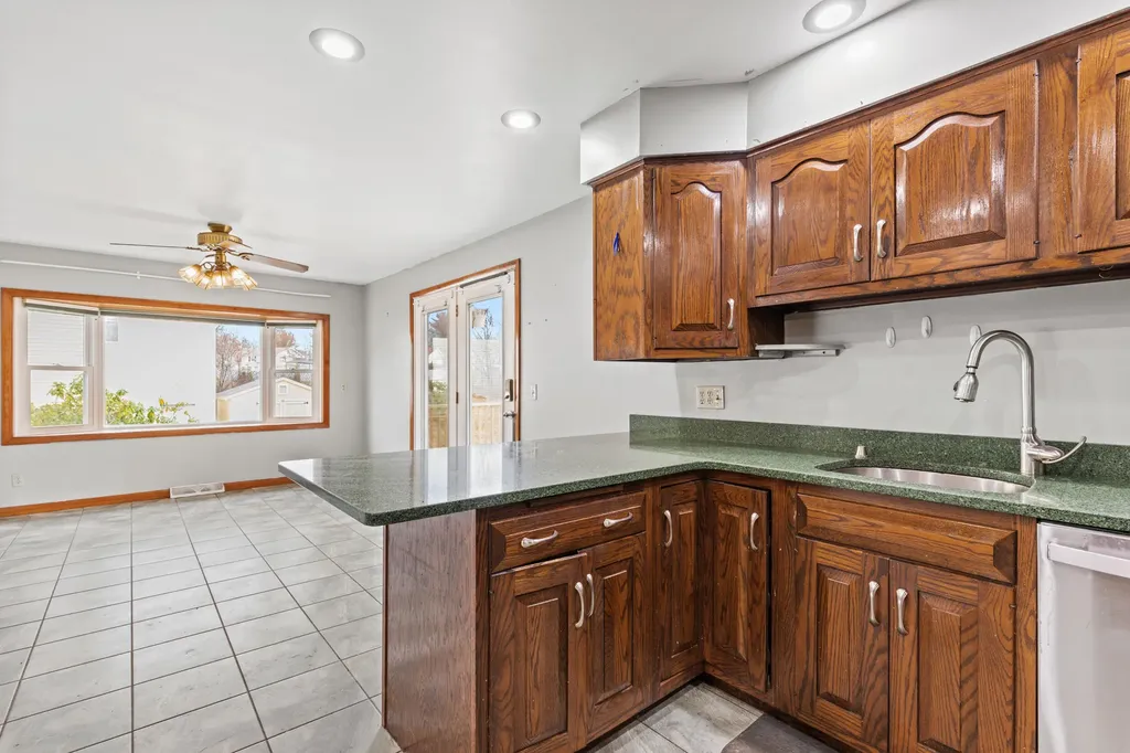 373 Pond Road Lewiston ME 04240