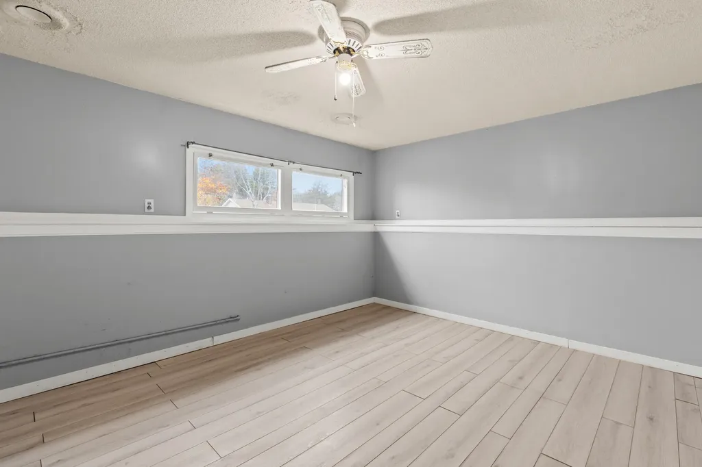 373 Pond Road Lewiston ME 04240