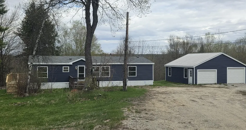 76 Upton Road Harrison ME 04040