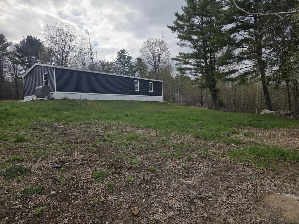 76 Upton Road Harrison ME 04040