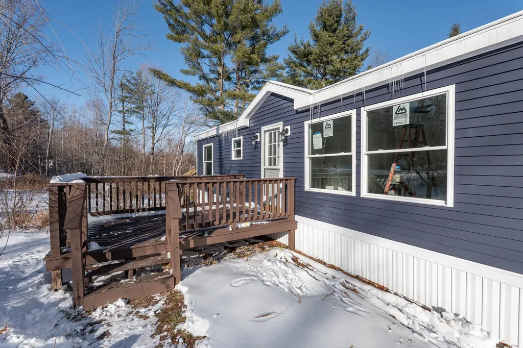76 Upton Road Harrison ME 04040