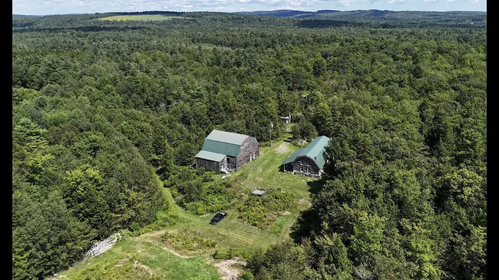 88 Hanson Road China ME 04358