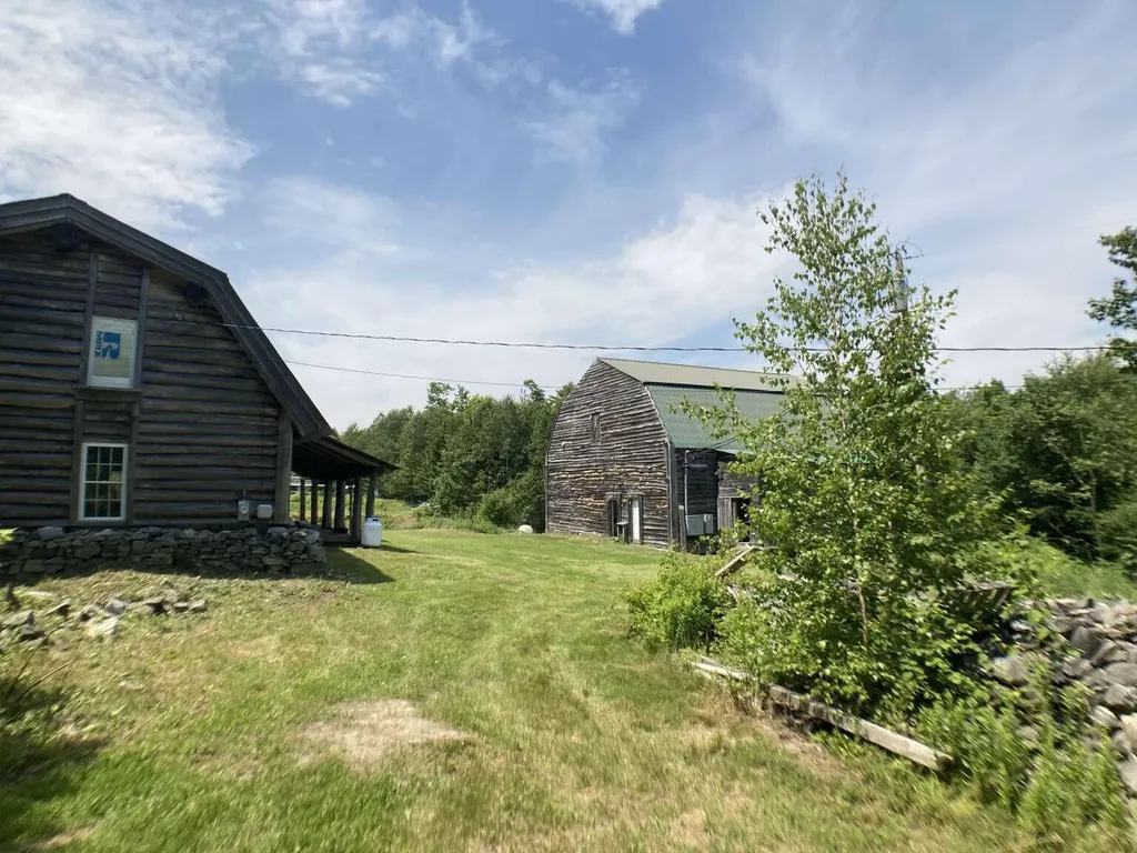 88 Hanson Road China ME 04358