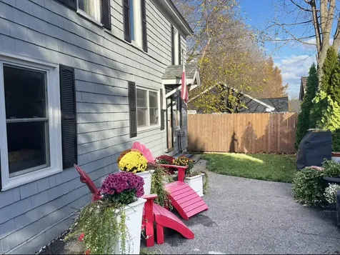 2 Cross Street Kennebunk ME 04043