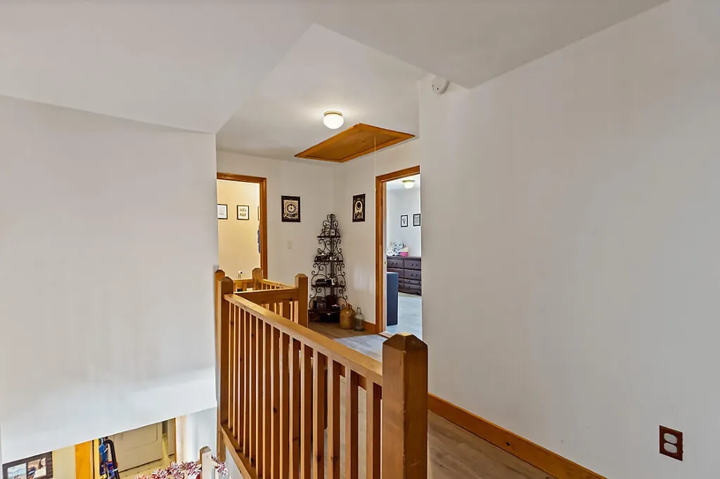 137 Middle Road Fairfield ME 04937