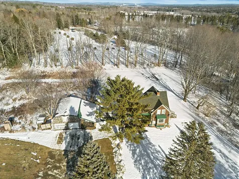 137 Middle Road Fairfield ME 04937