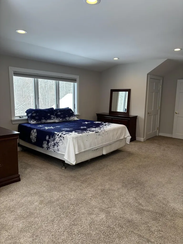 1686 North Road Gilead ME 04217