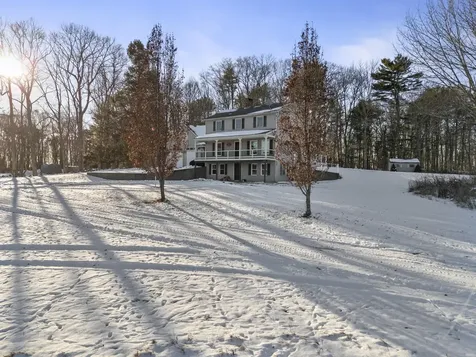 467 Bay Road Bowdoinham ME 04008