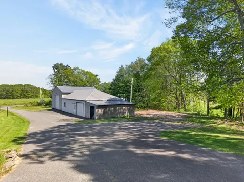 467 Bay Road Bowdoinham ME 04008