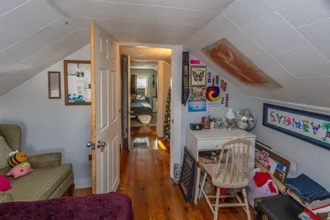 27 Lawrence Avenue Thomaston ME 04861