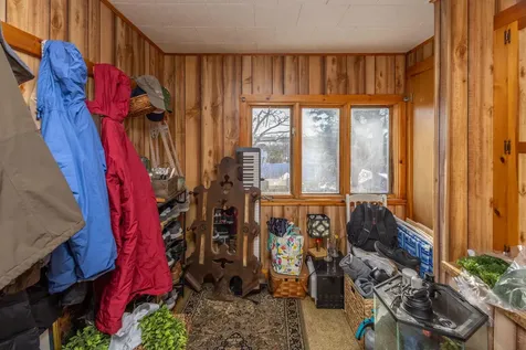 27 Lawrence Avenue Thomaston ME 04861