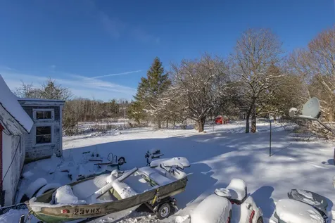 27 Lawrence Avenue Thomaston ME 04861