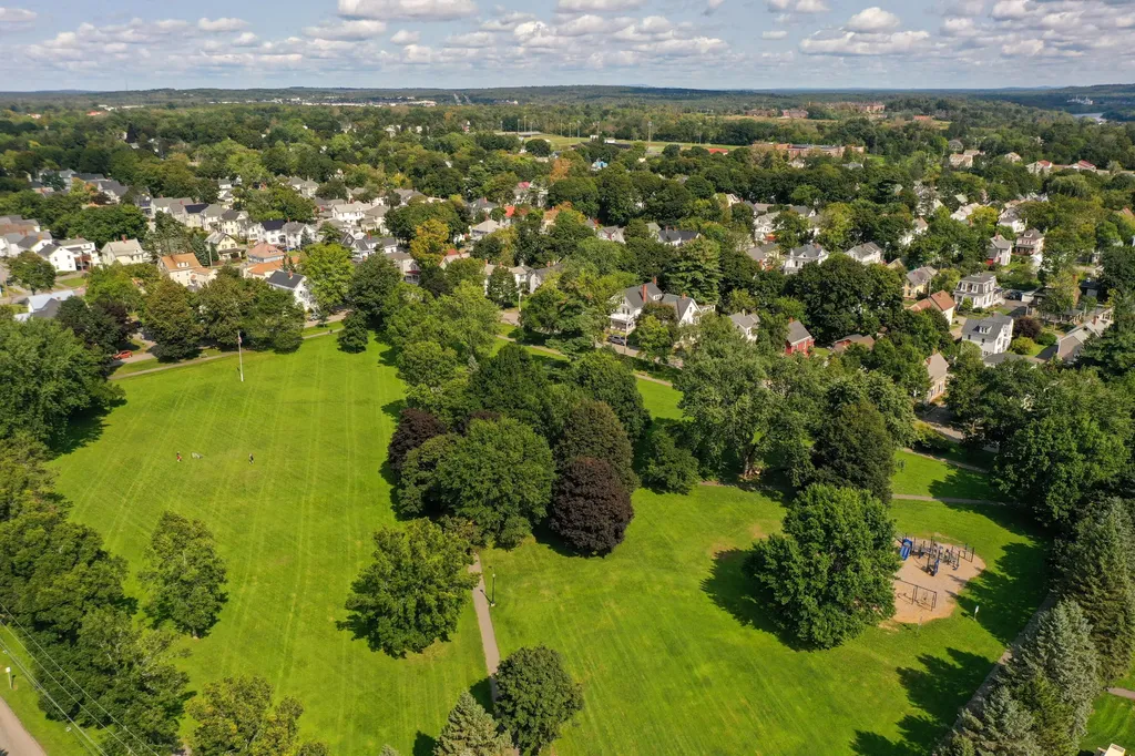 55 Parkview Avenue Bangor ME 04401