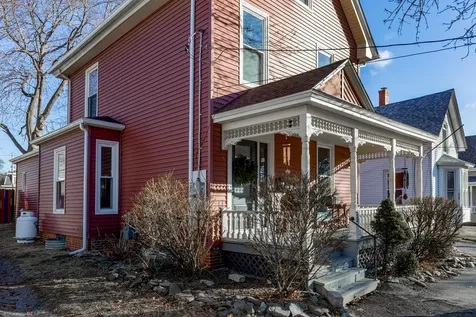 55 Parkview Avenue Bangor ME 04401