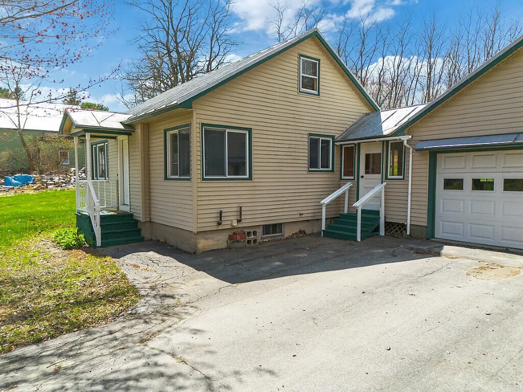 84 Bray Avenue Fairfield ME 04937