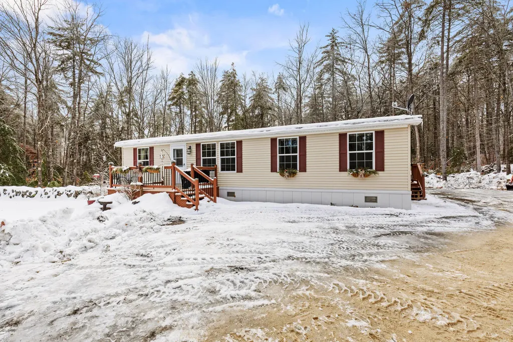 129 Denmark Road Fryeburg ME 04037
