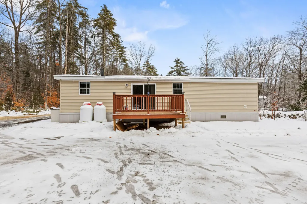 129 Denmark Road Fryeburg ME 04037