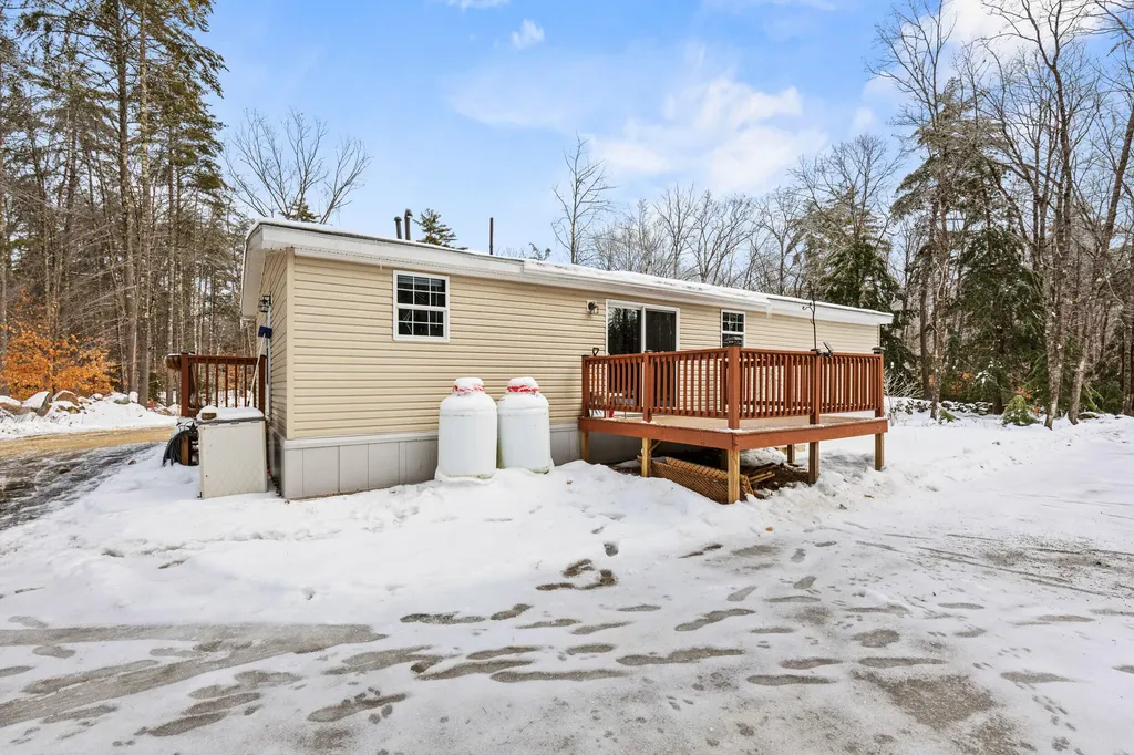 129 Denmark Road Fryeburg ME 04037