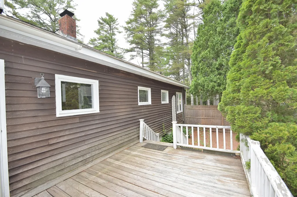 10 Durham Road Freeport ME 04032