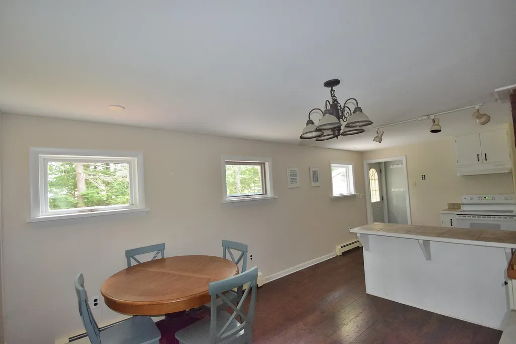 10 Durham Road Freeport ME 04032