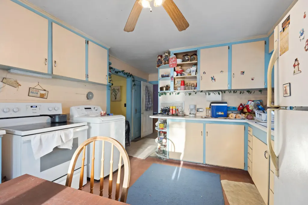 104 Memorial Drive Winthrop ME 04364
