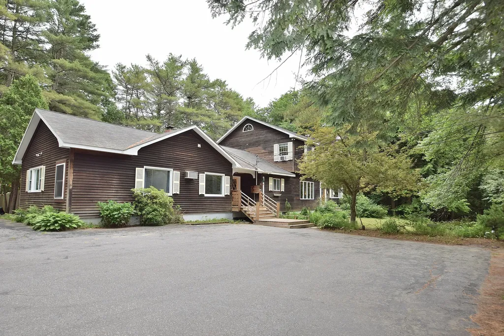 10 Durham Road Freeport ME 04032