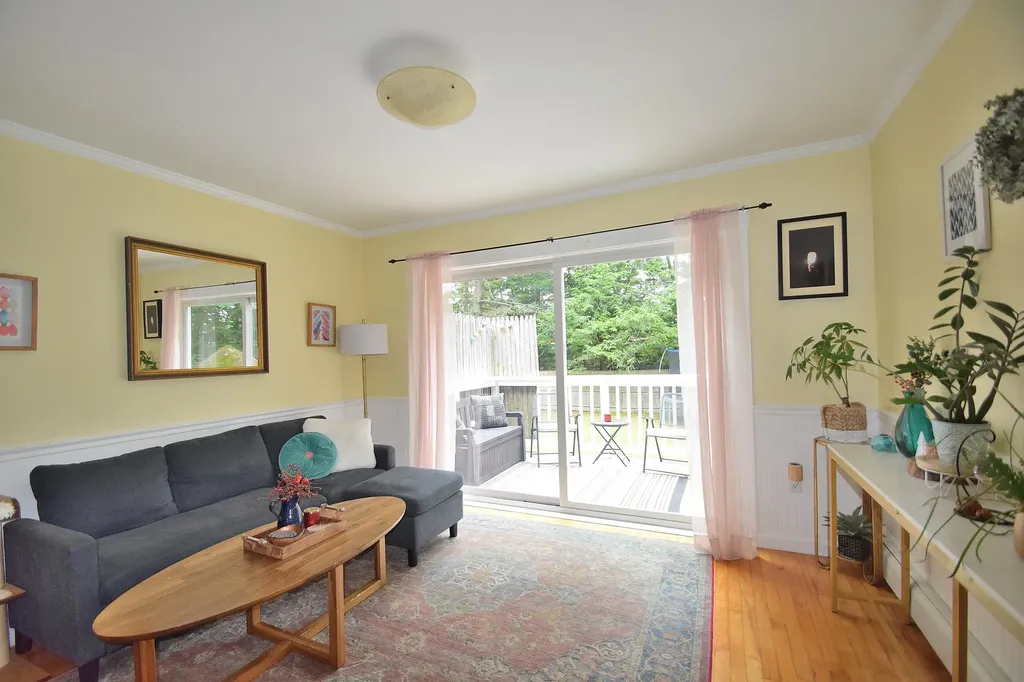 10 Durham Road Freeport ME 04032