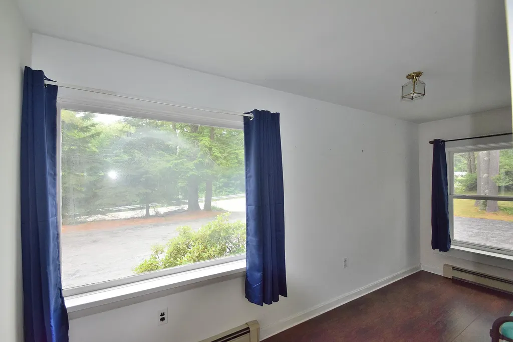 10 Durham Road Freeport ME 04032
