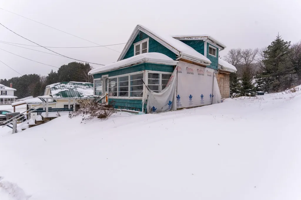 461 Main Street Madawaska ME 04756