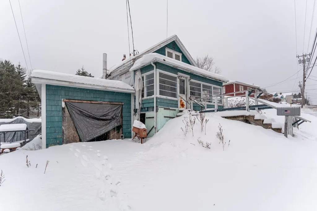 461 Main Street Madawaska ME 04756