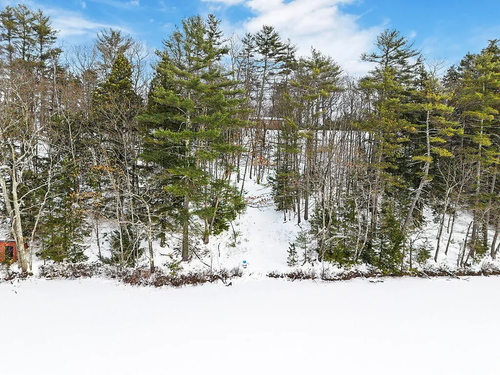 915 Augusta Road Belgrade ME 04917