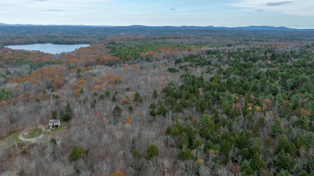 235 Perry Green Hill Waldoboro ME 04572