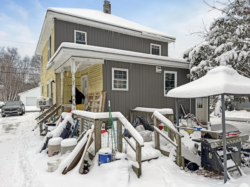 12 Mousam Street Sanford ME 04083