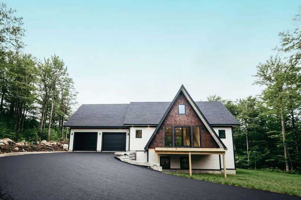 30 Wilderness Drive Newry ME 04261