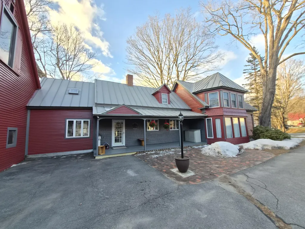 17 Cummings Hill Road Temple ME 04984
