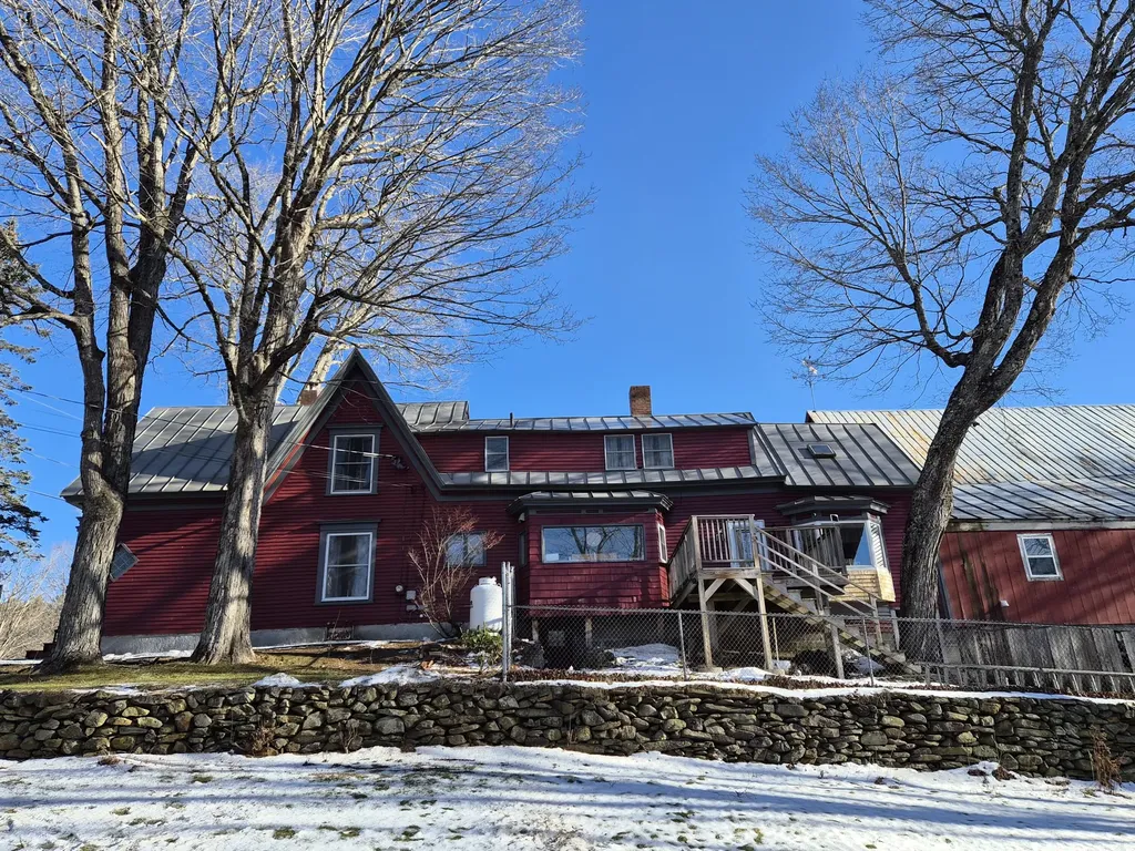 17 Cummings Hill Road Temple ME 04984