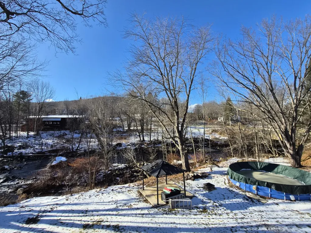 17 Cummings Hill Road Temple ME 04984