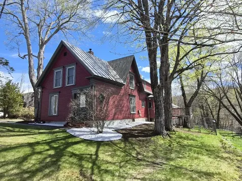 17 Cummings Hill Road Temple ME 04984