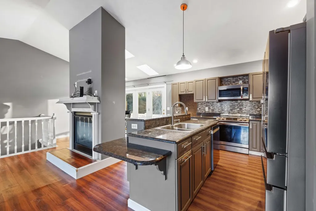 757 Limerick Road Arundel ME 04046