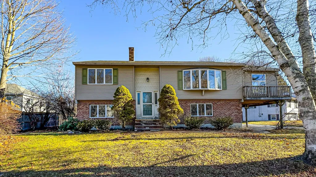 10 Arlington Avenue Westbrook ME 04092